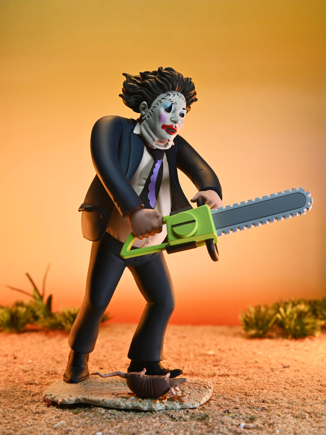 BUY NOW - TEXAS CHAINSAW MASSACRE - TOONY TERRORS 50TH ANNIV. PRETTY WOMAN LEATHERFACE- 6&quot; SCALE ACTION FIGURE | NECA ONLINE