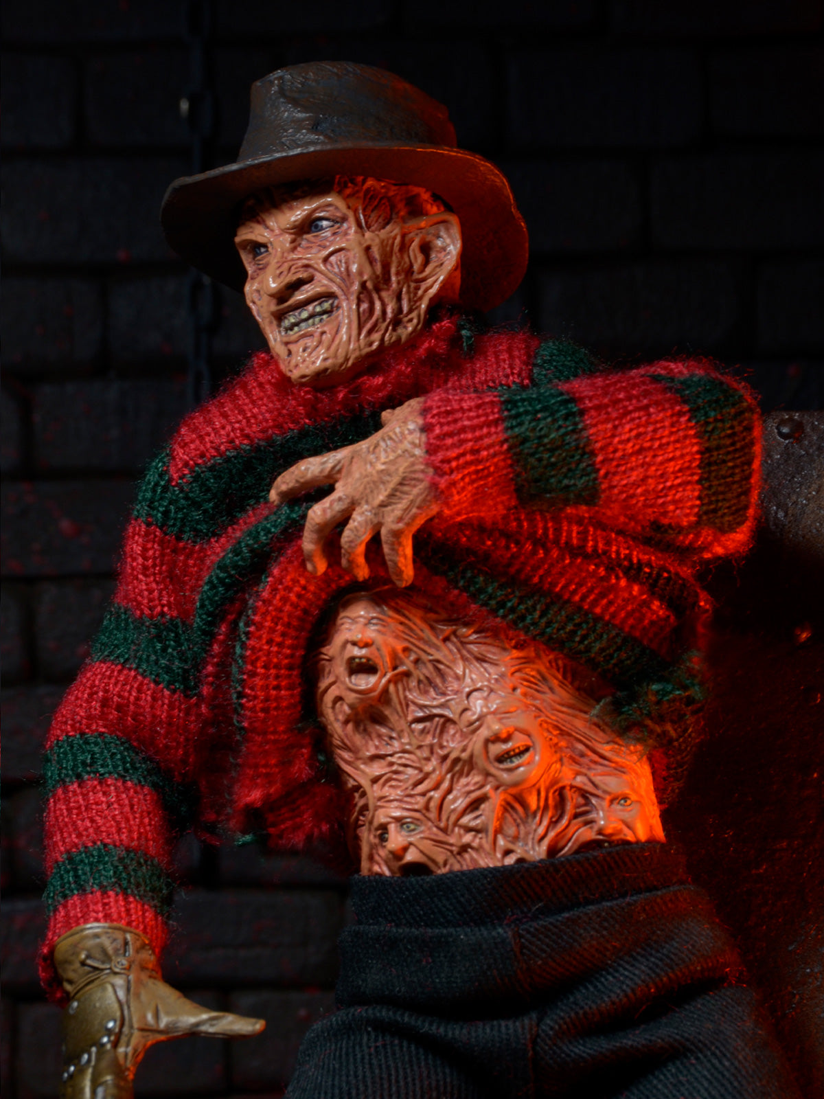 NIGHTMARE ON ELM STREET - DREAM WARRIORS FREDDY - 8&quot; CLOTHED FIGURE