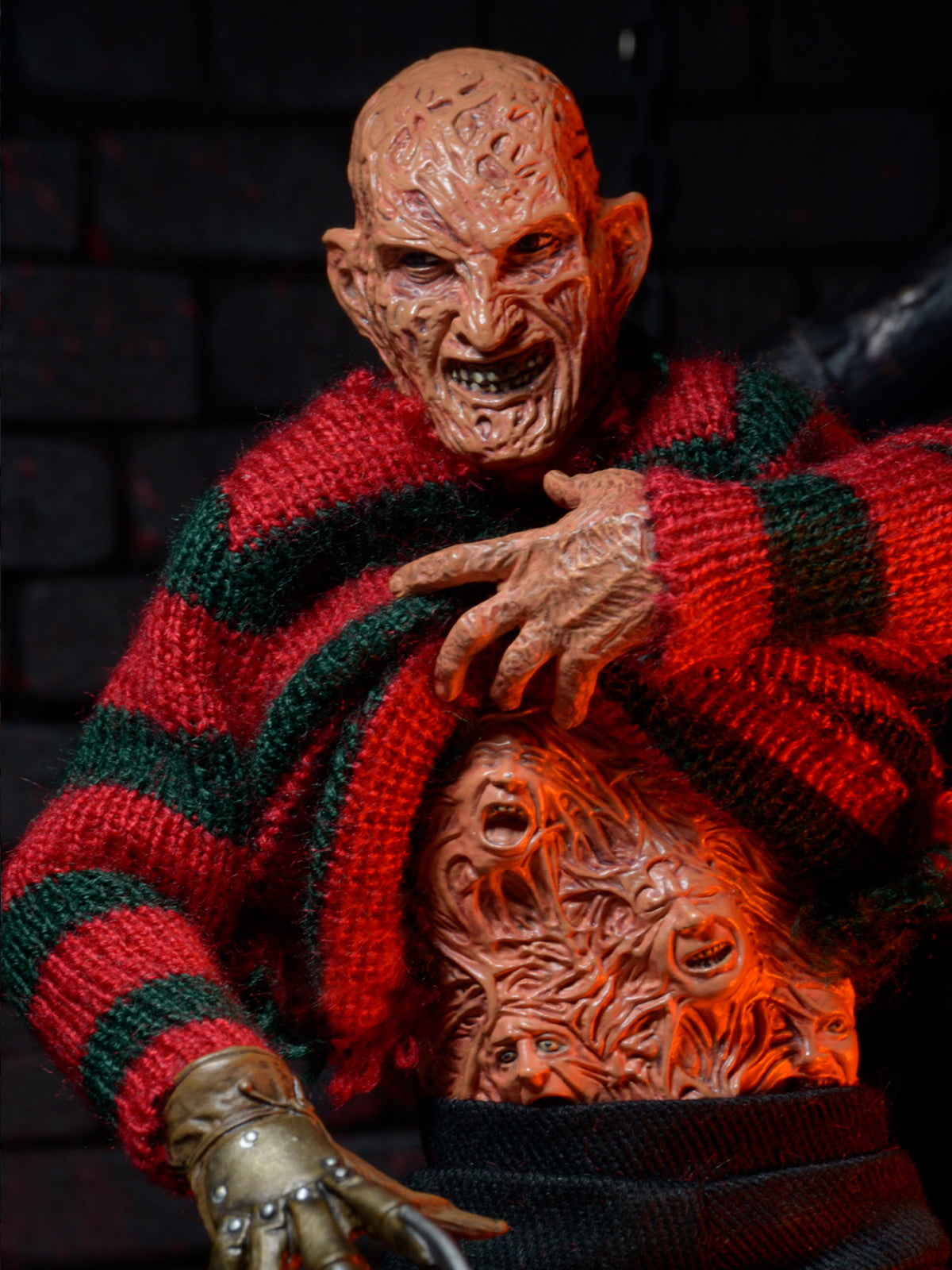 NIGHTMARE ON ELM STREET - DREAM WARRIORS FREDDY - 8&quot; CLOTHED FIGURE